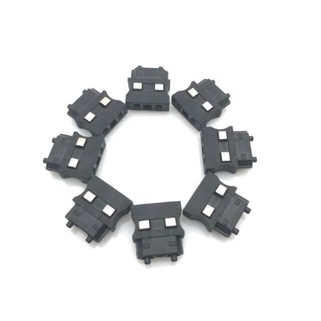 Single black servo fiber connector