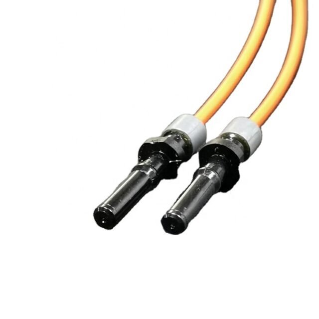 Avago HPCS V-Pin duplex patch cord connector close-up, 200/230 um, BP04703