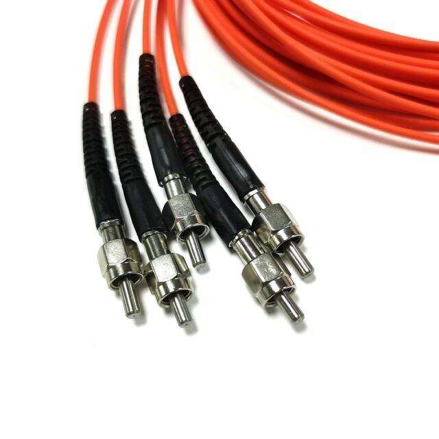 SMA905 600um medical pigtail detail